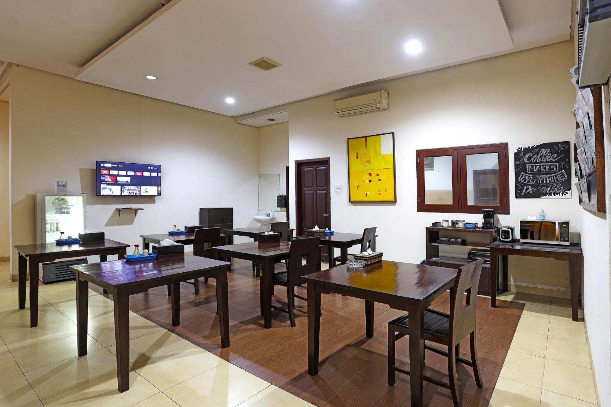 Jambuluwuk Residence Pakubuwono Jakarta Exterior photo