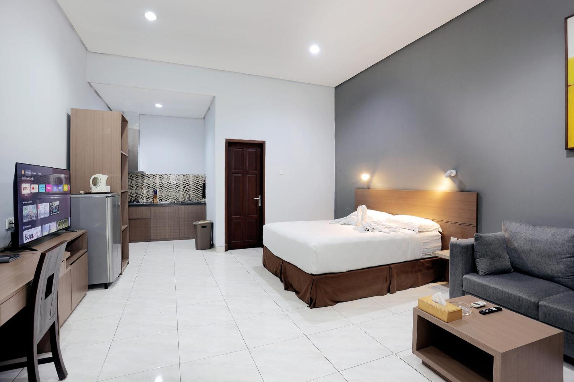 Jambuluwuk Residence Pakubuwono Jakarta Exterior photo